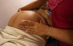 Q.What is a Midwife, how are they trained, and should my surrogate have one?
